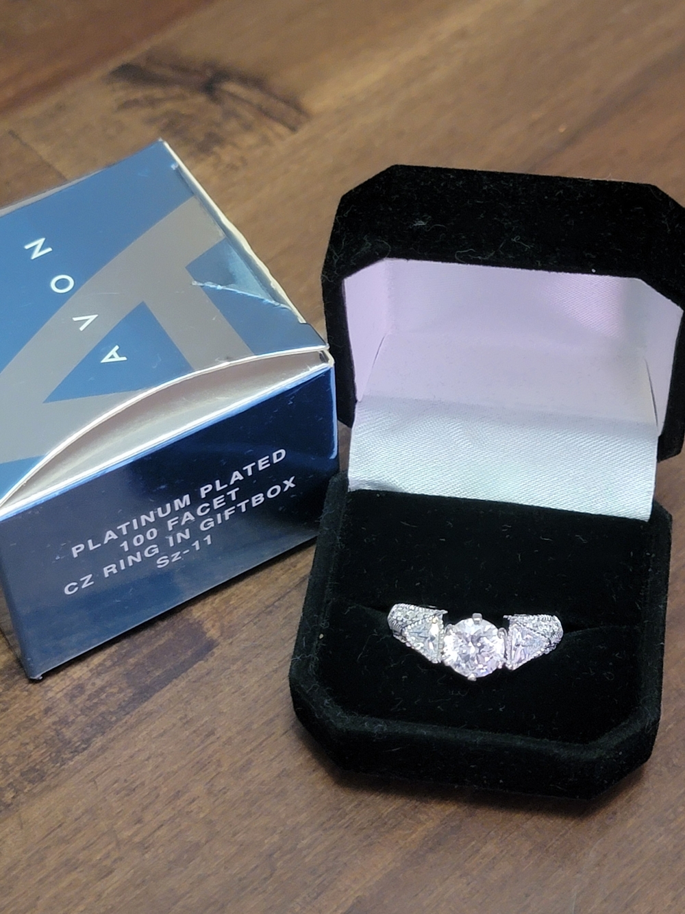 Vintage 2004 Avon 100-Facet CZ Three-Stone Ring Platinum Plated Size 11 NIB